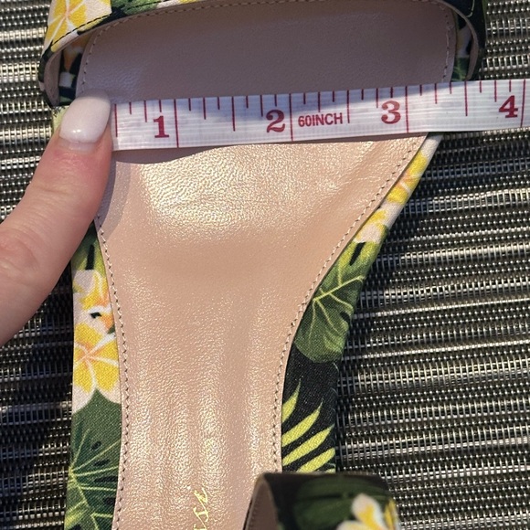 NIB Gianvito Rossi Satin Floral Print Black Sandal Sz 9.5 - Picture 7 of 8